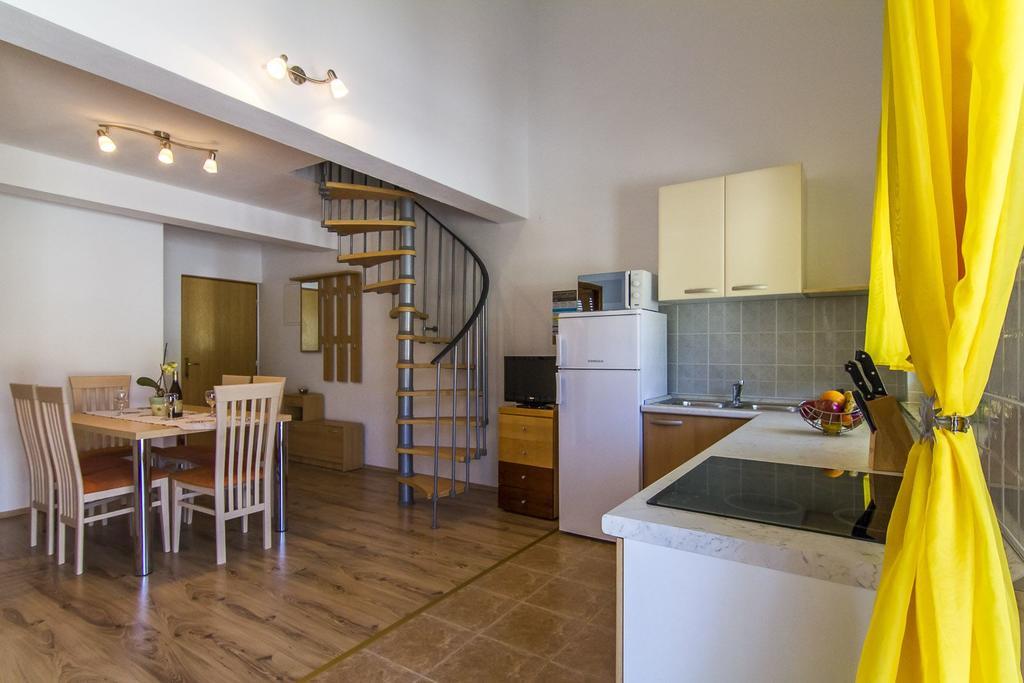 Palit Apartments Ivica מראה חיצוני תמונה